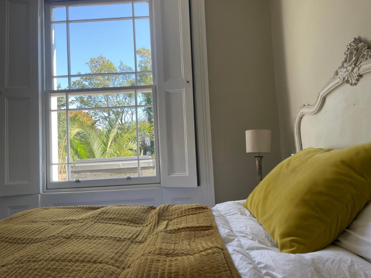 Vakantiehuis Beautiful Victorian House, Sleeps 12 *